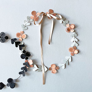 Jurianne Matter FOLK オーナメント テラコッタ・アクア