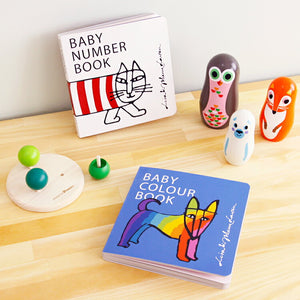 LisaLarson リサラーソン ベイビーブック